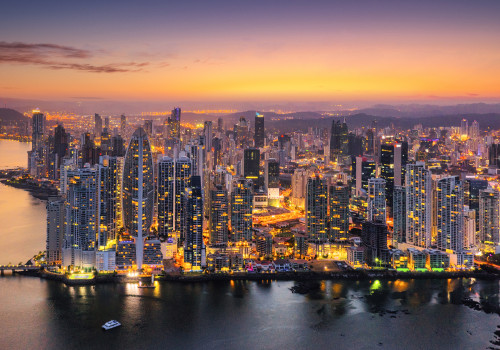 What are 4 interesting facts about panama?